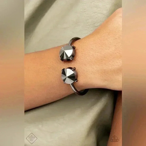 4 Piece Jewelry Set - Magnificent Musings - Picture 4 of 5